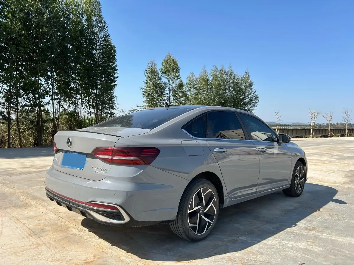 2023 Volkswagen Lavida 1.4T 150HP L4 7DCT,autocango,china used car exporter,china ev exporter,chinese used car exporter,chinese used ev exporter