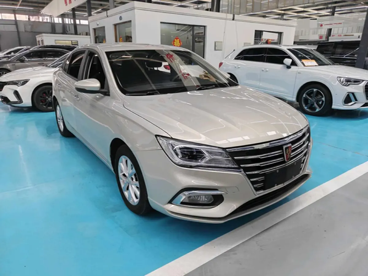2019 Roewe i5 1.5L 120HP L4 5MT,autocango,china used car exporter,china ev exporter,chinese used car exporter,chinese used ev exporter