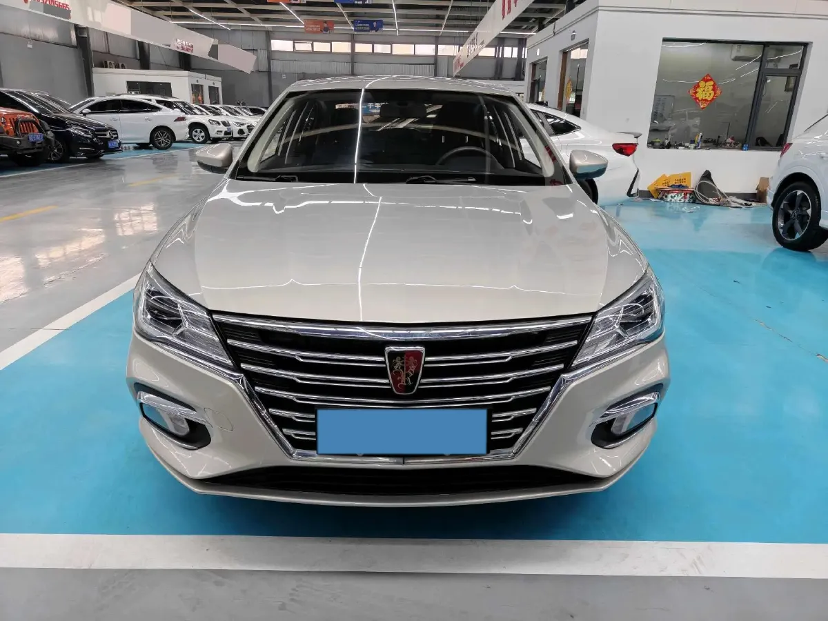 2019 Roewe i5 1.5L 120HP L4 5MT,autocango,china used car exporter,china ev exporter,chinese used car exporter,chinese used ev exporter