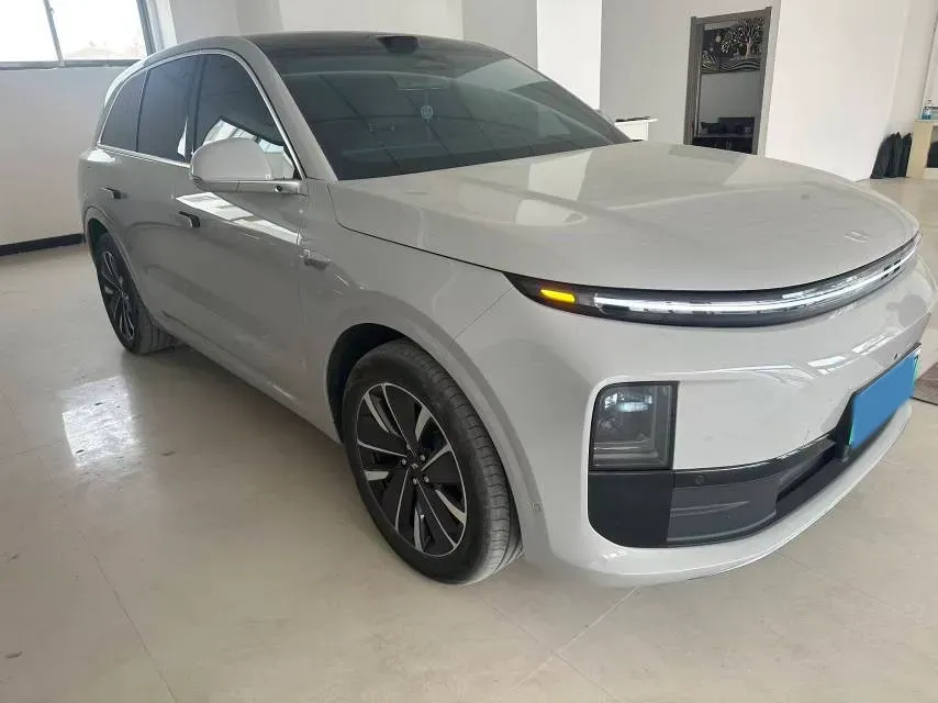 2025 Li L6 Range Extended 154HP L4 REEV,autocango,china used car exporter,china ev exporter,chinese used car exporter,chinese used ev exporter