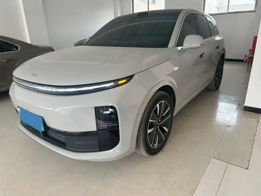 2025 Li L6 Range Extended 154HP L4 REEV,autocango,china used car exporter,china ev exporter,chinese used car exporter,chinese used ev exporter