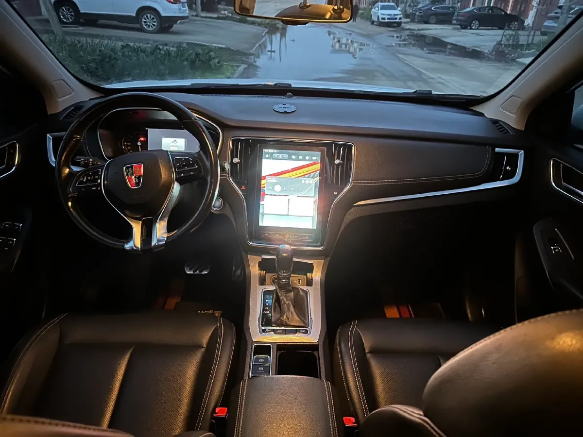 2017 Roewe RX5 1.5T 169HP L4 7DCT,autocango,china used car exporter,china ev exporter,chinese used car exporter,chinese used ev exporter