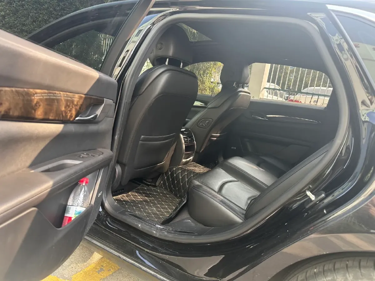 2020 Cadillac CT6 2.0T 241HP L4 10AT,autocango,china used car exporter,china ev exporter,chinese used car exporter,chinese used ev exporter