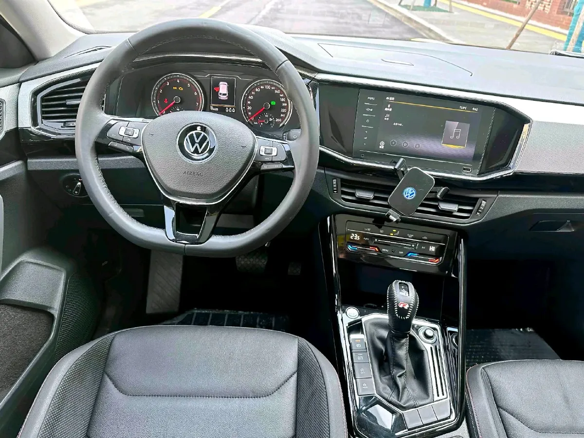 2020 Volkswagen Tayron 2.0T 186HP L4 7DCT,autocango,china used car exporter,china ev exporter,chinese used car exporter,chinese used ev exporter