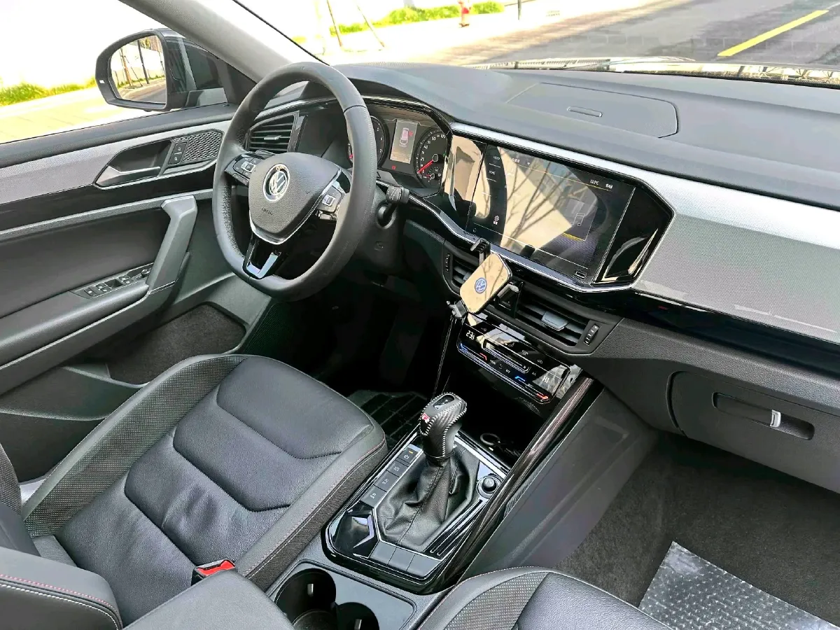 2020 Volkswagen Tayron 2.0T 186HP L4 7DCT,autocango,china used car exporter,china ev exporter,chinese used car exporter,chinese used ev exporter