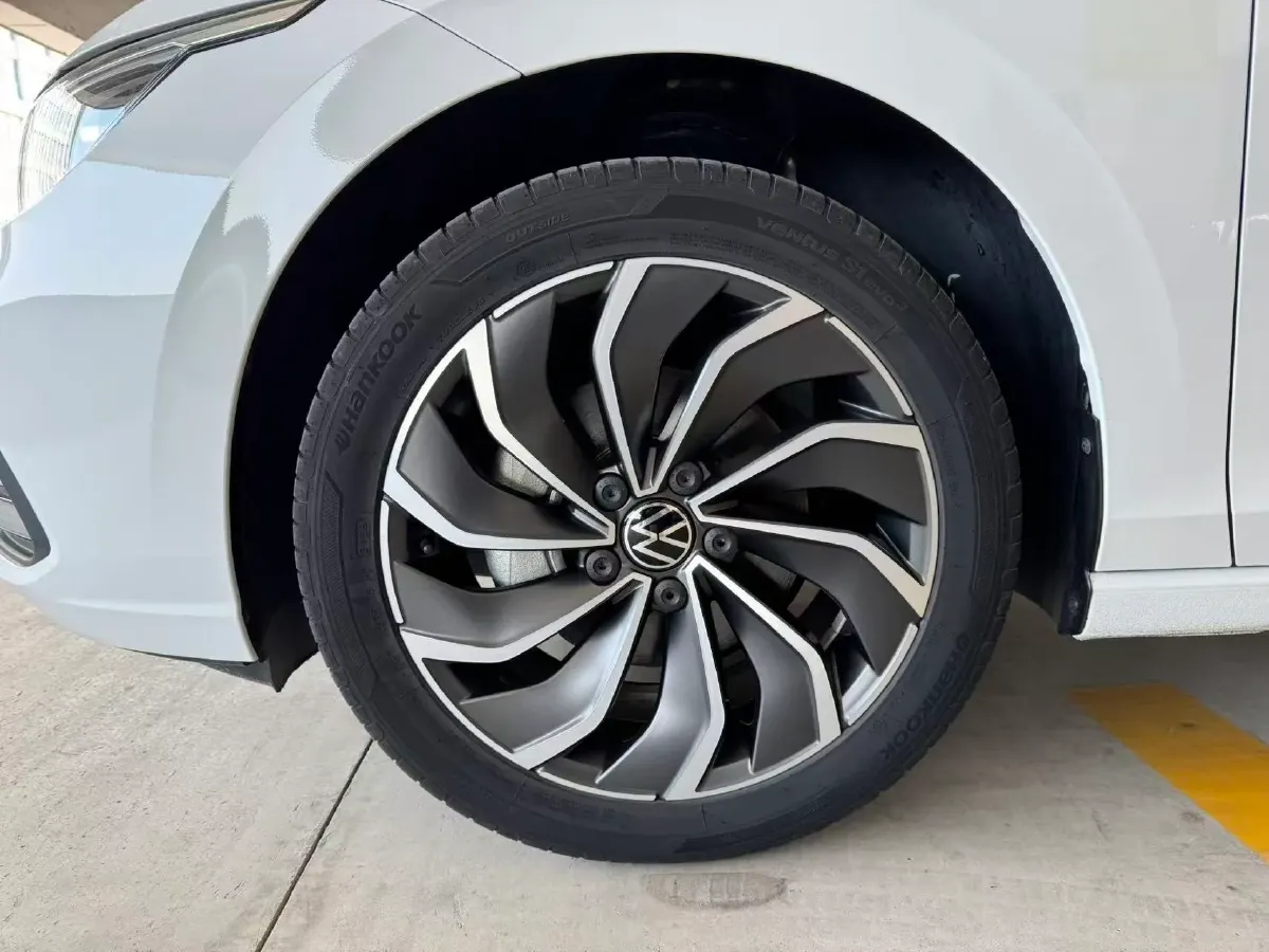 2023 Volkswagen Golf 1.4T 150HP L4 7DCT,autocango,china used car exporter,china ev exporter,chinese used car exporter,chinese used ev exporter