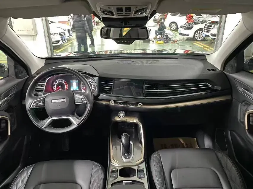 2020 Haval H6 1.5T 169HP L4 7DCT,autocango,china used car exporter,china ev exporter,chinese used car exporter,chinese used ev exporter