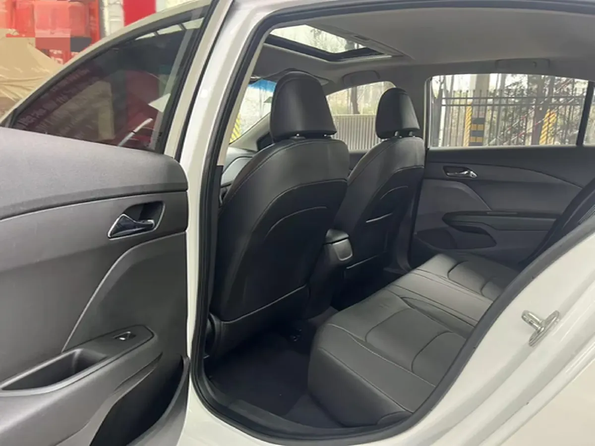 2019 Chevrolet Cavalier 1.5L 113HP L4 6AT,autocango,china used car exporter,china ev exporter,chinese used car exporter,chinese used ev exporter