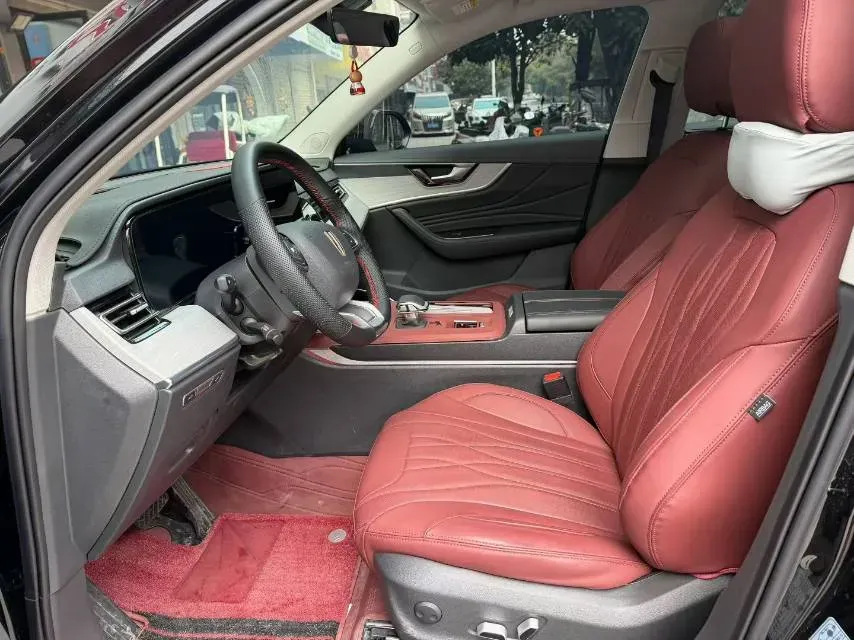 2025 HongQi HS5 2.0T 252HP L4 8AT,autocango,china used car exporter,china ev exporter,chinese used car exporter,chinese used ev exporter