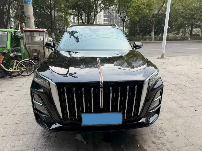 2025 HongQi HS5 2.0T 252HP L4 8AT,autocango,china used car exporter,china ev exporter,chinese used car exporter,chinese used ev exporter