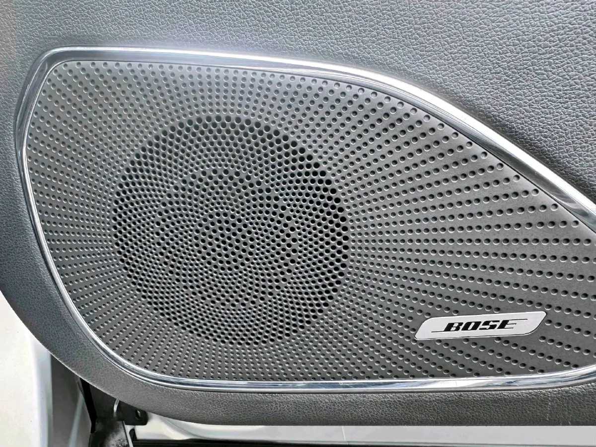 2019 HongQi HS5 2.0T 224HP L4 6AT,autocango,china used car exporter,china ev exporter,chinese used car exporter,chinese used ev exporter