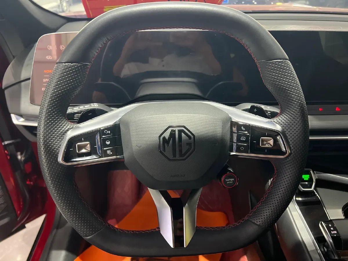 2023 MG 7 1.5T 188HP L4 7DCT,autocango,china used car exporter,china ev exporter,chinese used car exporter,chinese used ev exporter