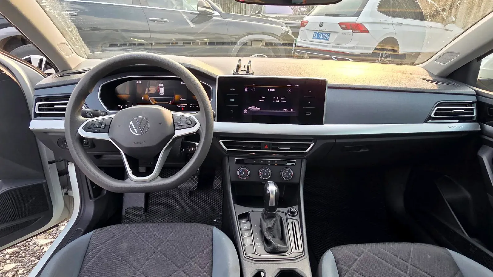 2023 Volkswagen Lavida 1.5L 113HP L4 6AT,autocango,china used car exporter,china ev exporter,chinese used car exporter,chinese used ev exporter