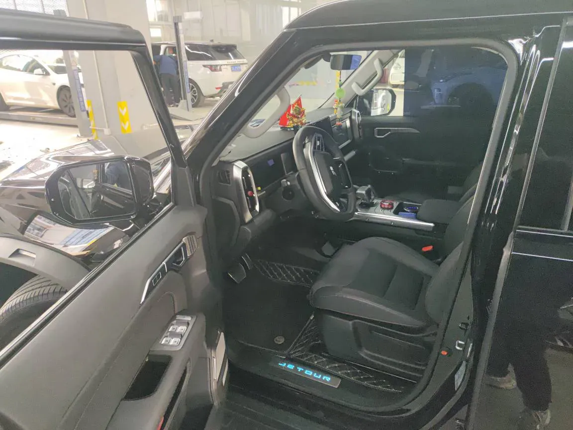 2023 Jetour Traveller 2.0T 254HP L4 7DCT,autocango,china used car exporter,china ev exporter,chinese used car exporter,chinese used ev exporter