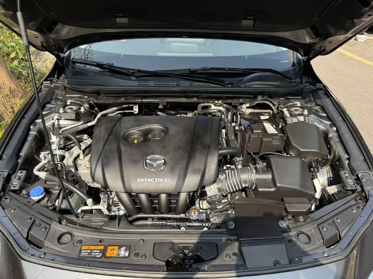 2022 Mazda 3 Axela 2.0L 158HP L4 6AT,autocango,china used car exporter,china ev exporter,chinese used car exporter,chinese used ev exporter