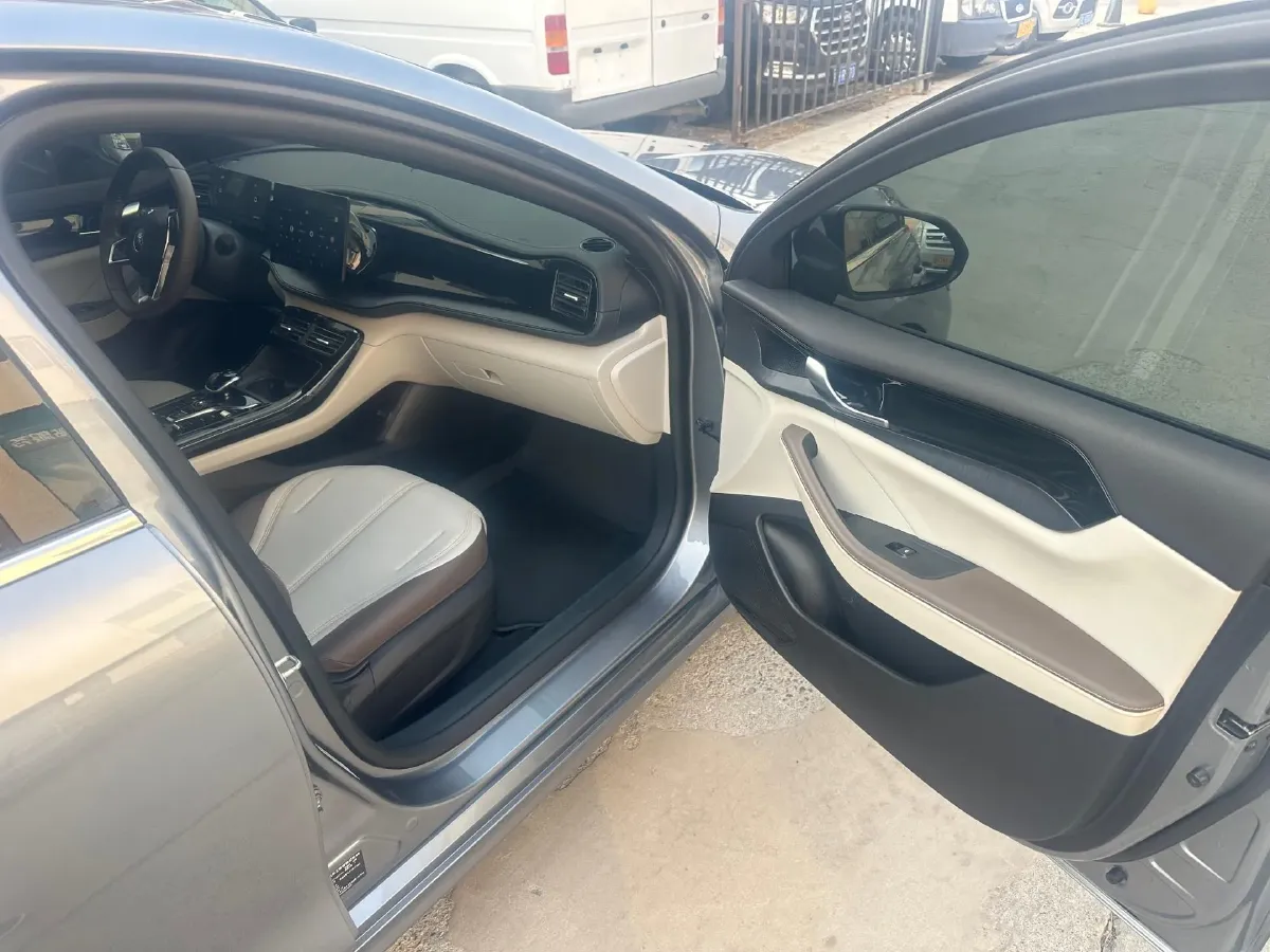 2021 Haval F7 1.5T 169HP L4 7DCT,autocango,china used car exporter,china ev exporter,chinese used car exporter,chinese used ev exporter