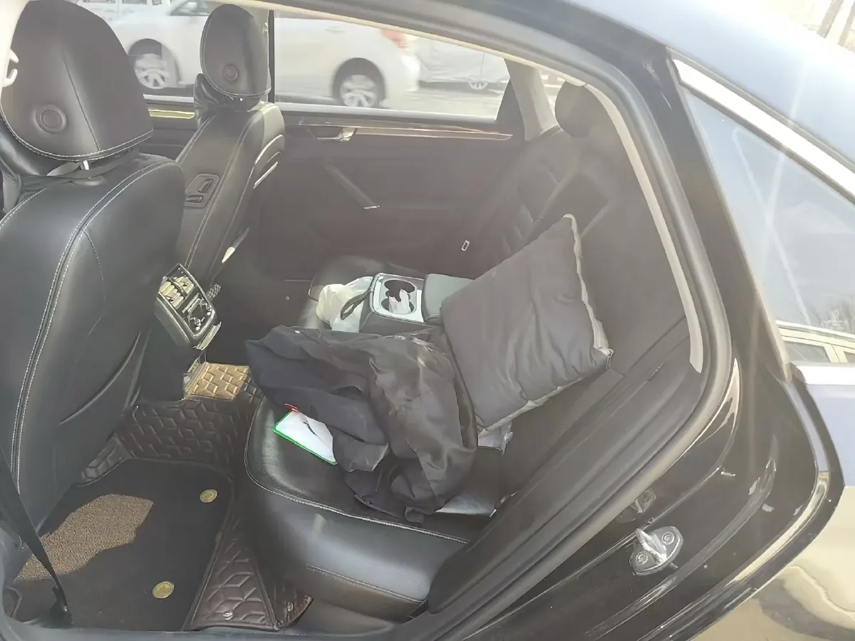 2017 Volkswagen Passat 1.8T 180HP L4 7DCT,autocango,china used car exporter,china ev exporter,chinese used car exporter,chinese used ev exporter