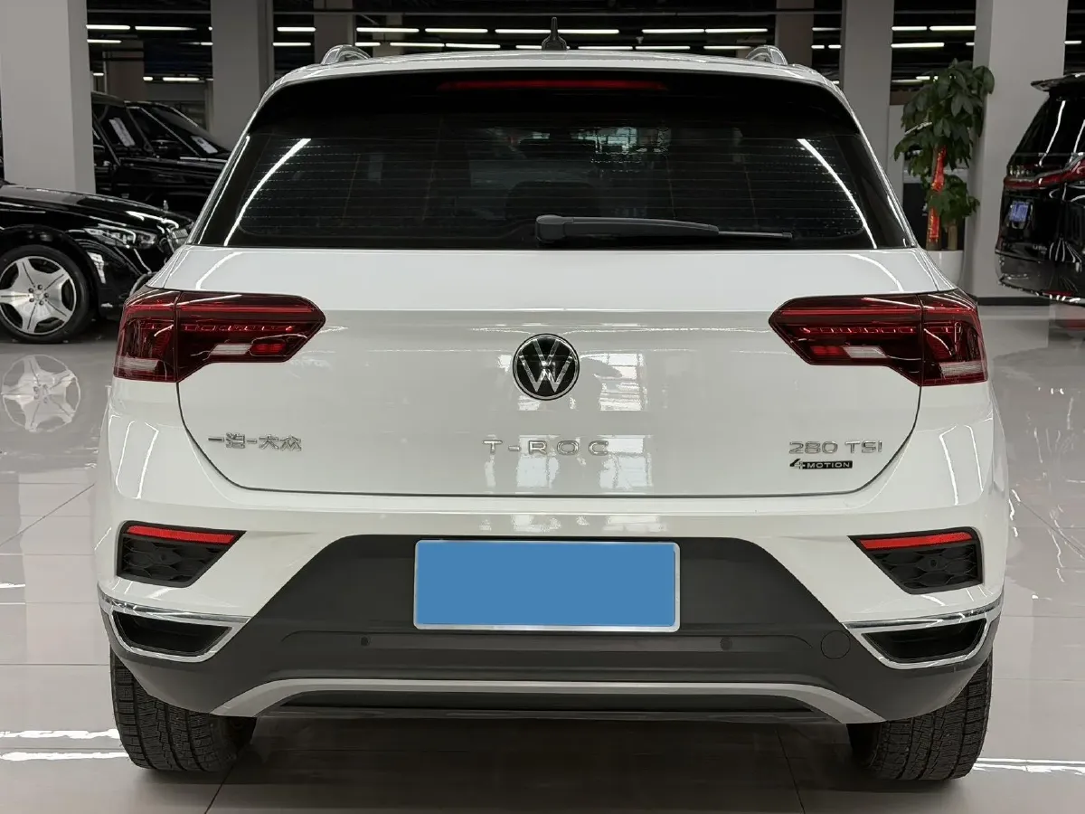 2021 Volkswagen T-Roc 1.4T 150HP L4 7DCT,autocango,china used car exporter,china ev exporter,chinese used car exporter,chinese used ev exporter