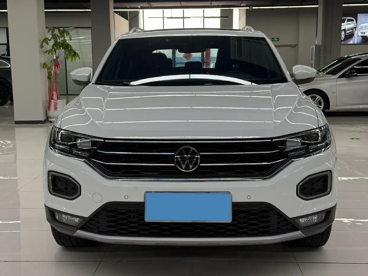 2021 Volkswagen T-Roc 1.4T 150HP L4 7DCT,autocango,china used car exporter,china ev exporter,chinese used car exporter,chinese used ev exporter