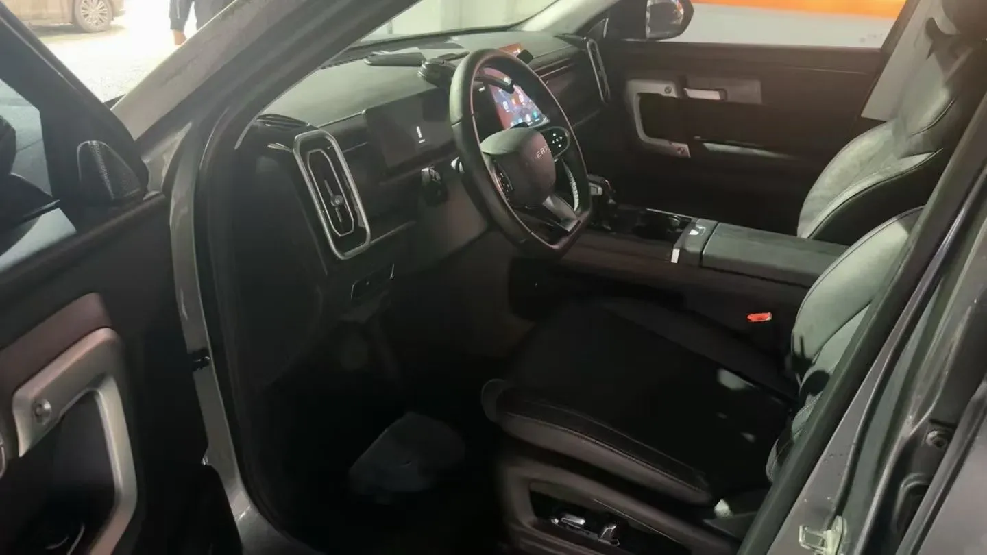 2025 Chery Tiggo 7 1.6T 197HP L4 7DCT,autocango,china used car exporter,china ev exporter,chinese used car exporter,chinese used ev exporter