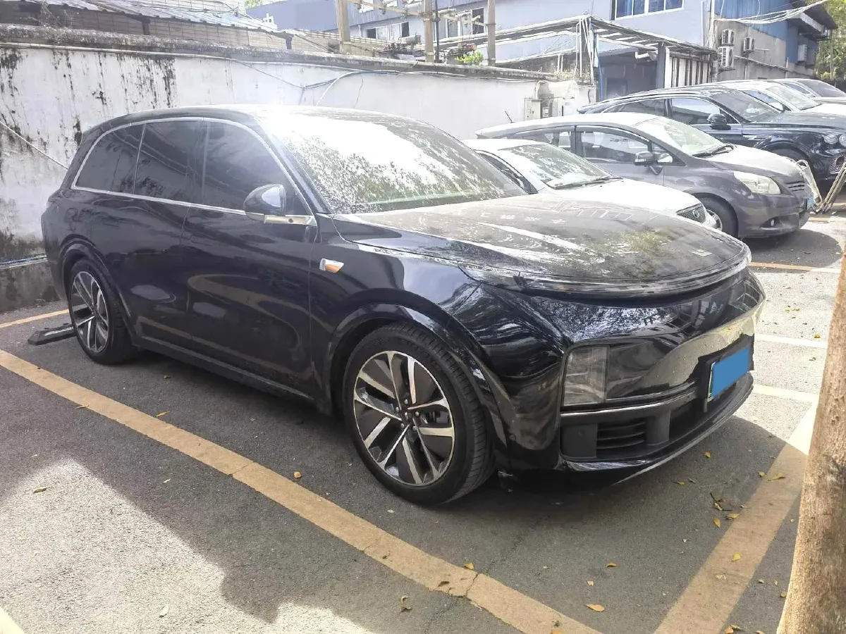2023 Li L8 Range Extended 154HP REEV 40.9KWH,autocango,china used car exporter,china ev exporter,chinese used car exporter,chinese used ev exporter