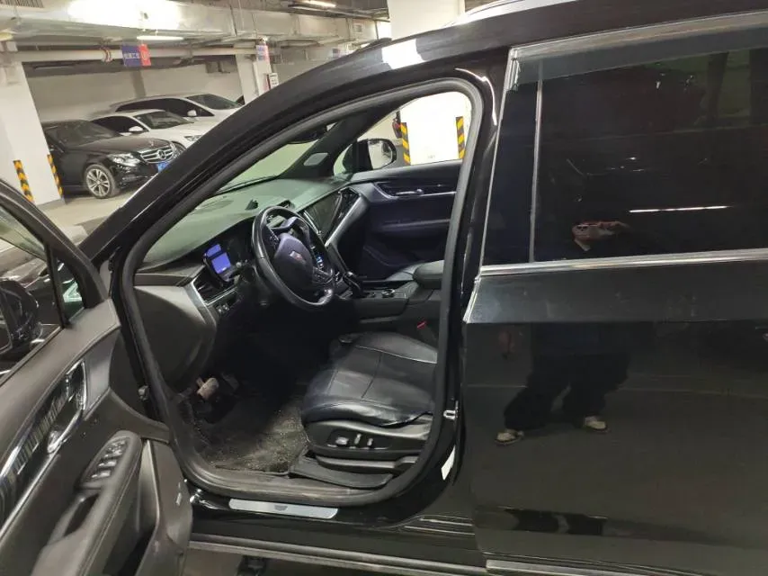 2020 Cadillac XT6 2.0T 237HP L4 9AT,autocango,china used car exporter,china ev exporter,chinese used car exporter,chinese used ev exporter