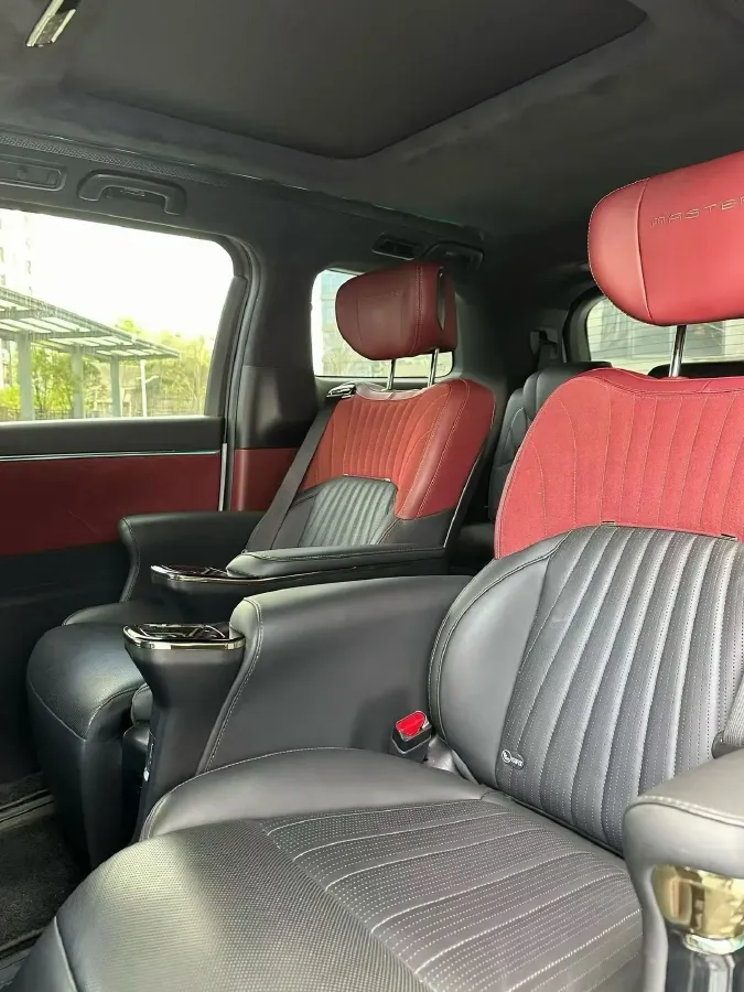 2024 GAC Trumpchi M8 2.0T 252HP L4 8AT,autocango,china used car exporter,china ev exporter,chinese used car exporter,chinese used ev exporter