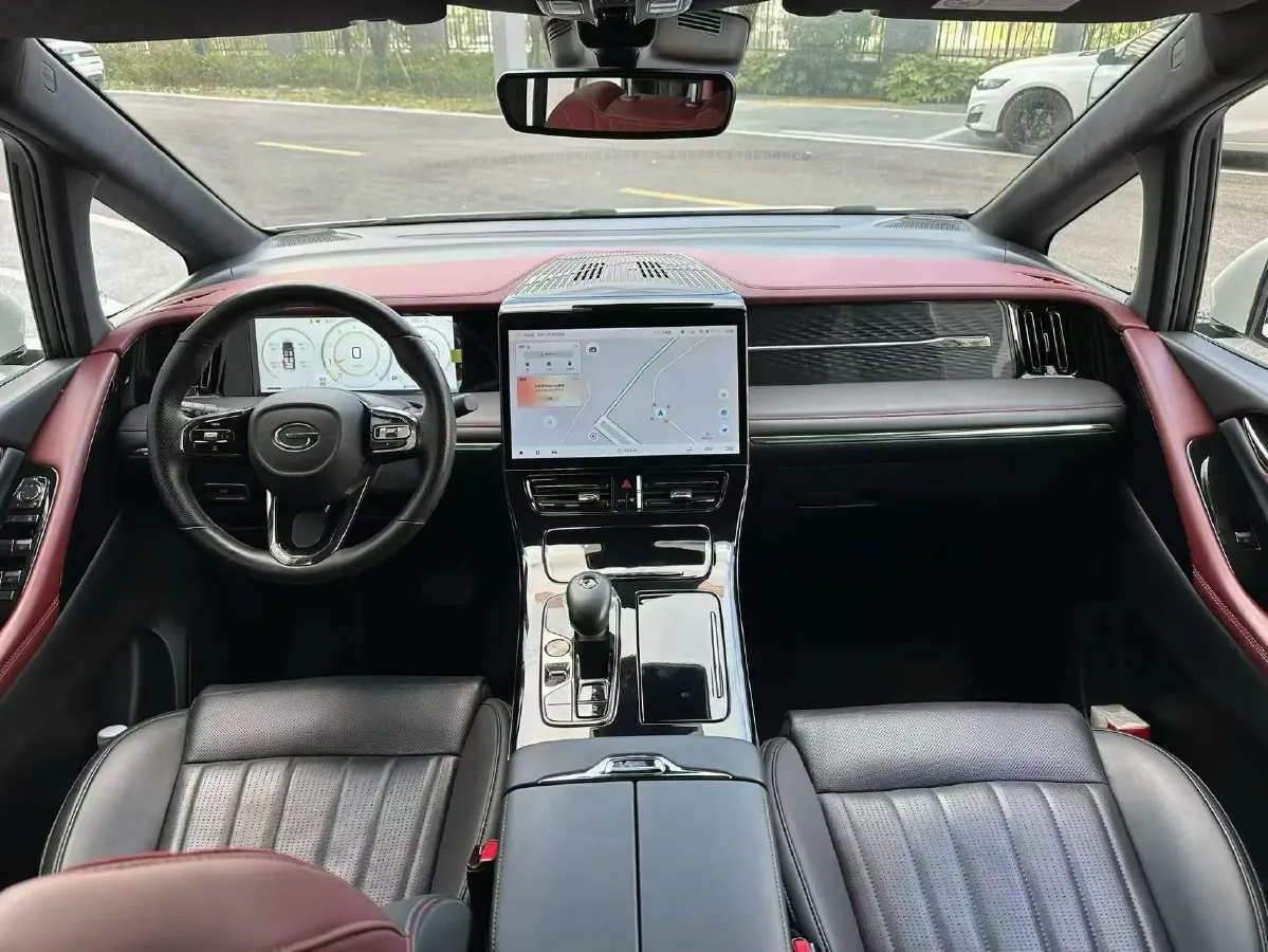 2024 GAC Trumpchi M8 2.0T 252HP L4 8AT,autocango,china used car exporter,china ev exporter,chinese used car exporter,chinese used ev exporter