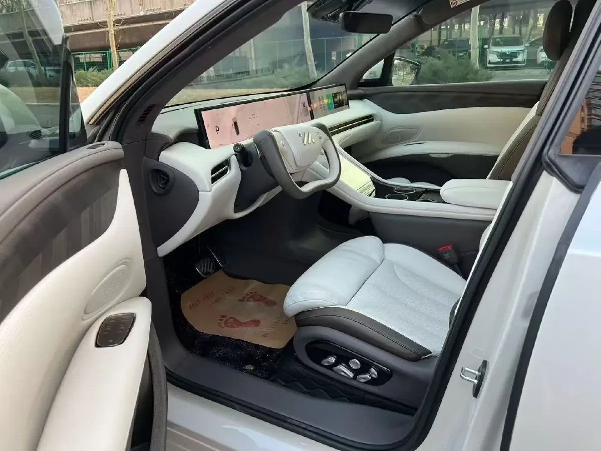 2023 IM LS7 BEV 100KWH,autocango,china used car exporter,china ev exporter,chinese used car exporter,chinese used ev exporter