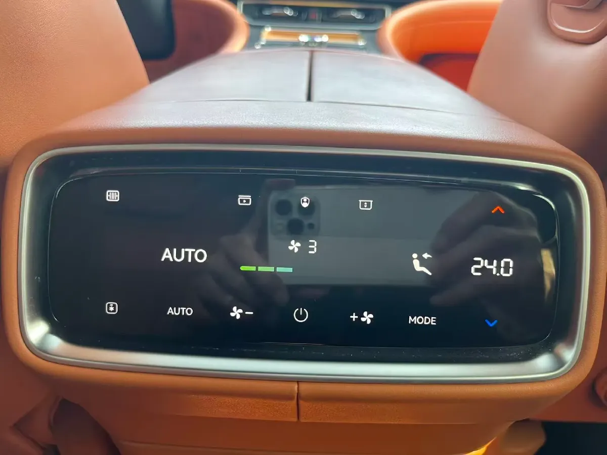 2024 HIMA AITO M9 1.5T 152HP L4 REEV 52KWH,autocango,china used car exporter,china ev exporter,chinese used car exporter,chinese used ev exporter