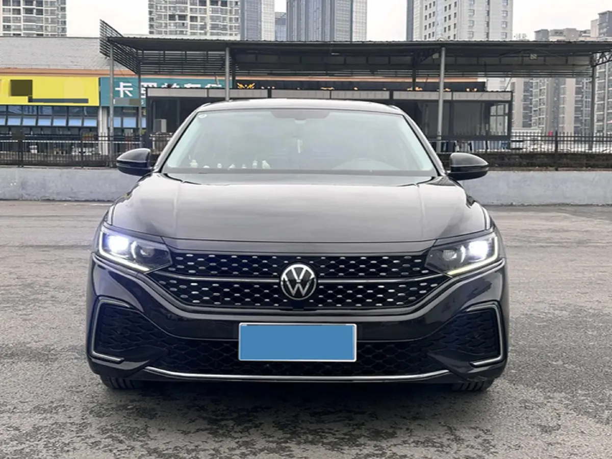 2022 Skoda Kodiak GT 2.0T 186HP L4 7DCT,autocango,china used car exporter,china ev exporter,chinese used car exporter,chinese used ev exporter