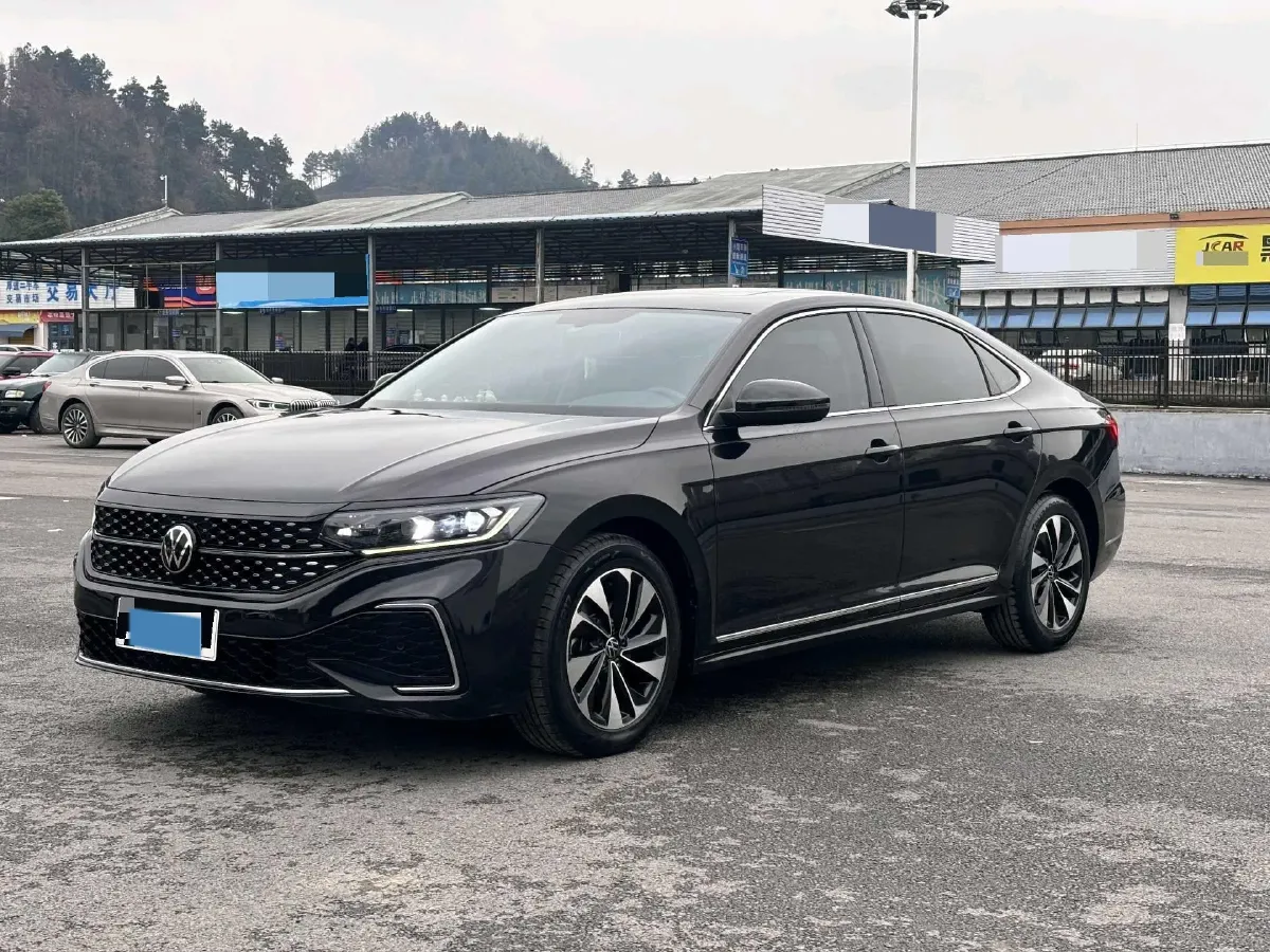 2022 Skoda Kodiak GT 2.0T 186HP L4 7DCT,autocango,china used car exporter,china ev exporter,chinese used car exporter,chinese used ev exporter