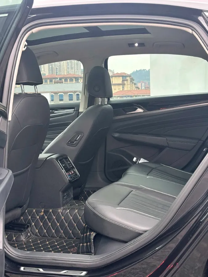 2022 Skoda Kodiak GT 2.0T 186HP L4 7DCT,autocango,china used car exporter,china ev exporter,chinese used car exporter,chinese used ev exporter