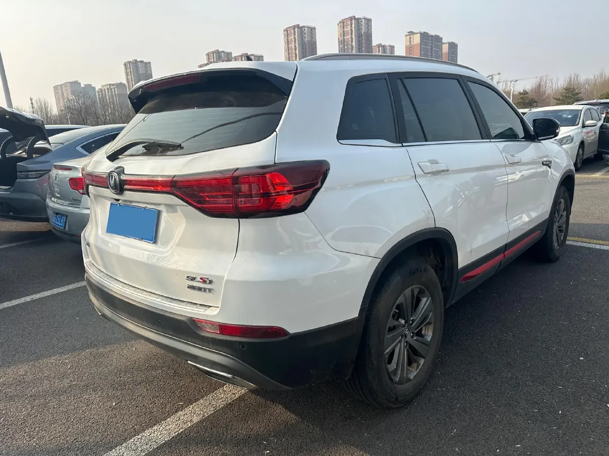 2021 ChangAn CS75 1.5T 178HP L4 7DCT,autocango,china used car exporter,china ev exporter,chinese used car exporter,chinese used ev exporter