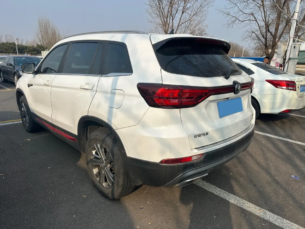 2021 ChangAn CS75 1.5T 178HP L4 7DCT,autocango,china used car exporter,china ev exporter,chinese used car exporter,chinese used ev exporter