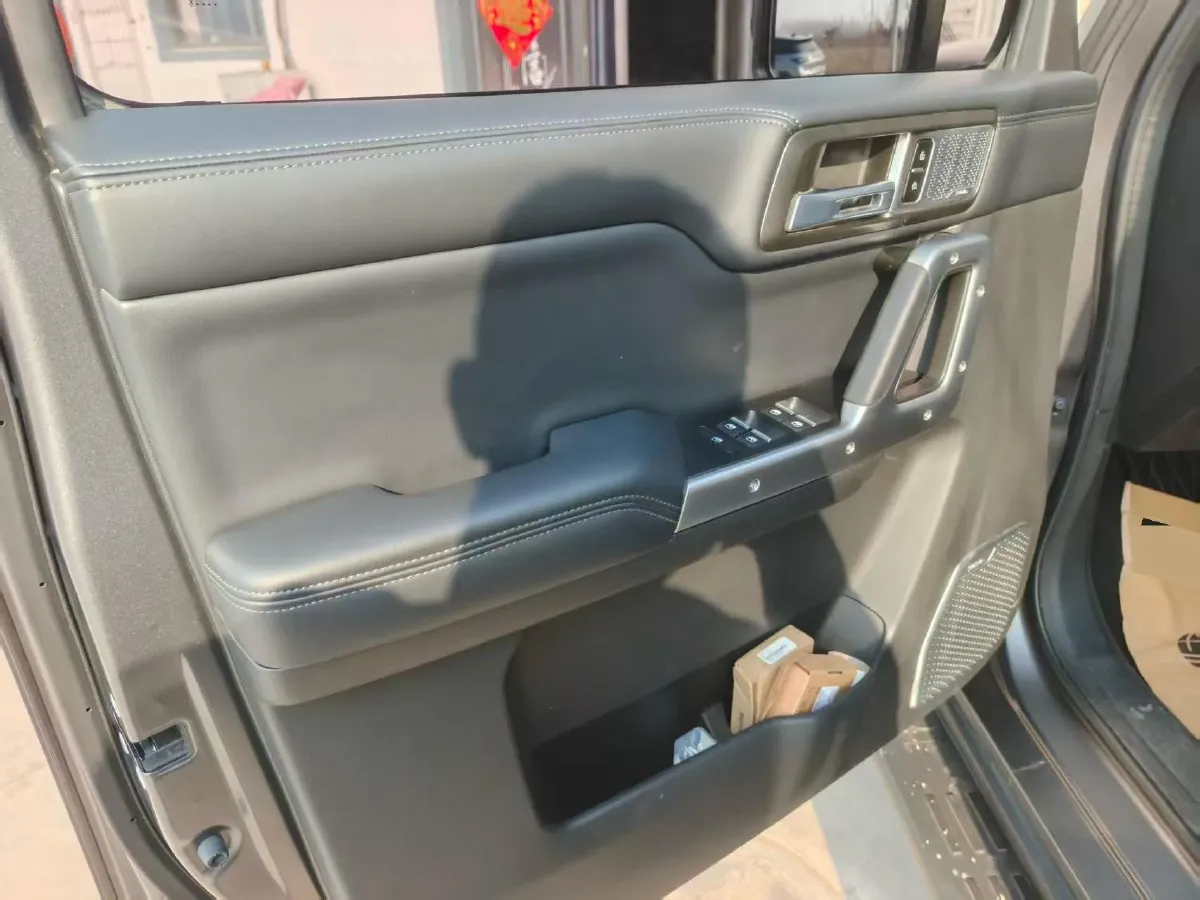 2024 212 212 T01 2.0T 252HP L4 8AT,autocango,china used car exporter,china ev exporter,chinese used car exporter,chinese used ev exporter