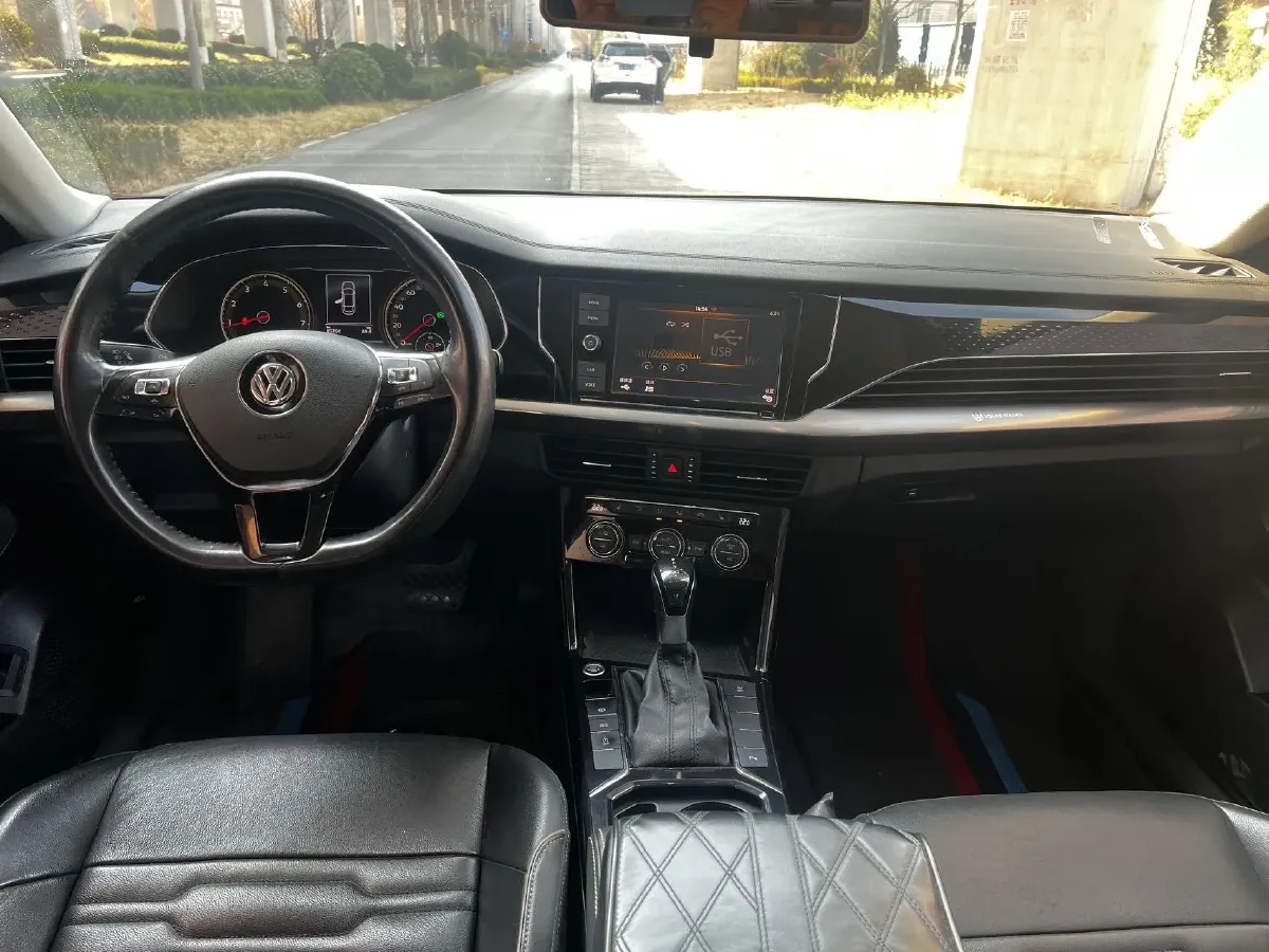 2019 Skoda Kodiak 2.0T 186HP L4 7DCT,autocango,china used car exporter,china ev exporter,chinese used car exporter,chinese used ev exporter