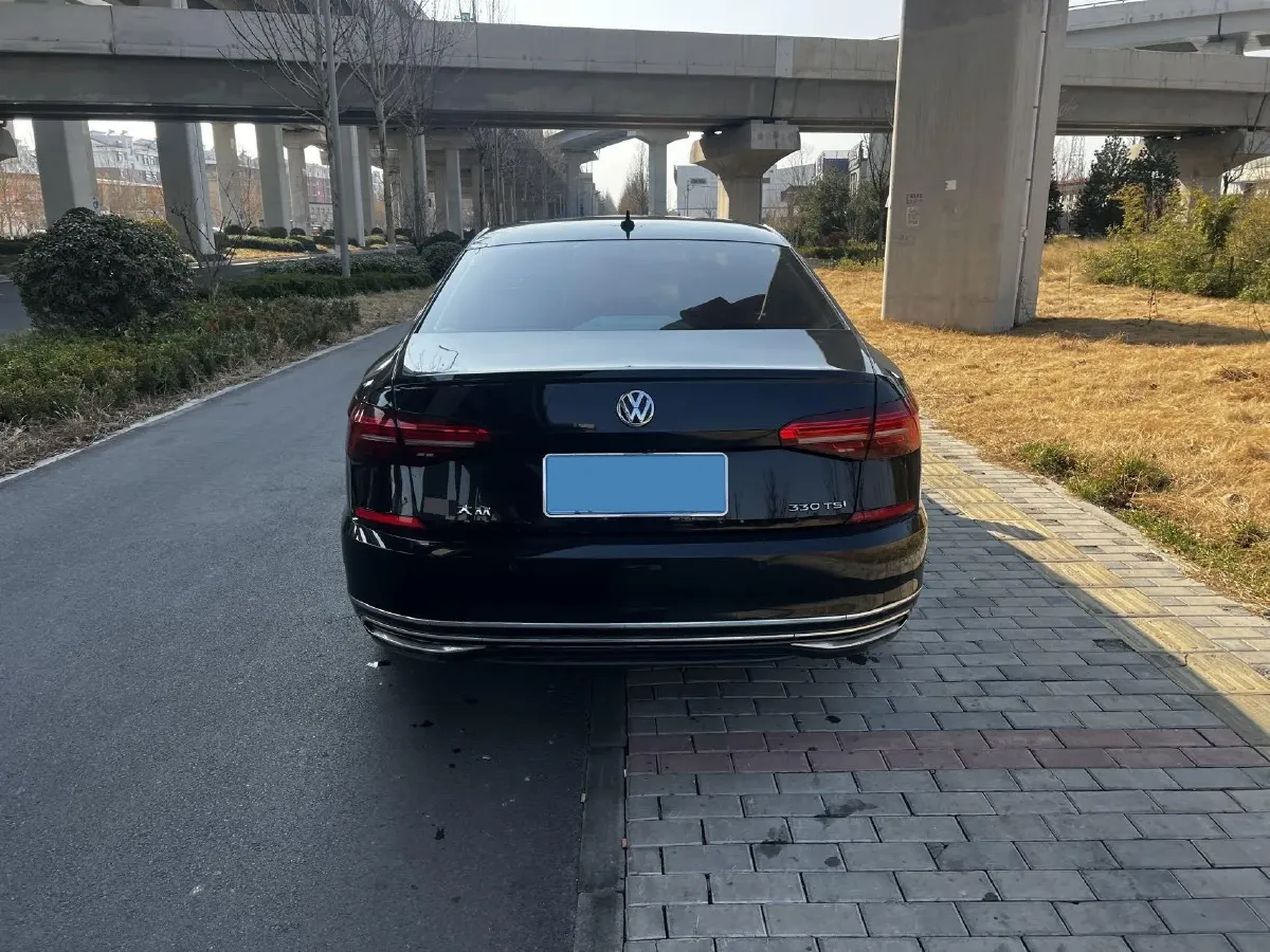 2019 Skoda Kodiak 2.0T 186HP L4 7DCT,autocango,china used car exporter,china ev exporter,chinese used car exporter,chinese used ev exporter