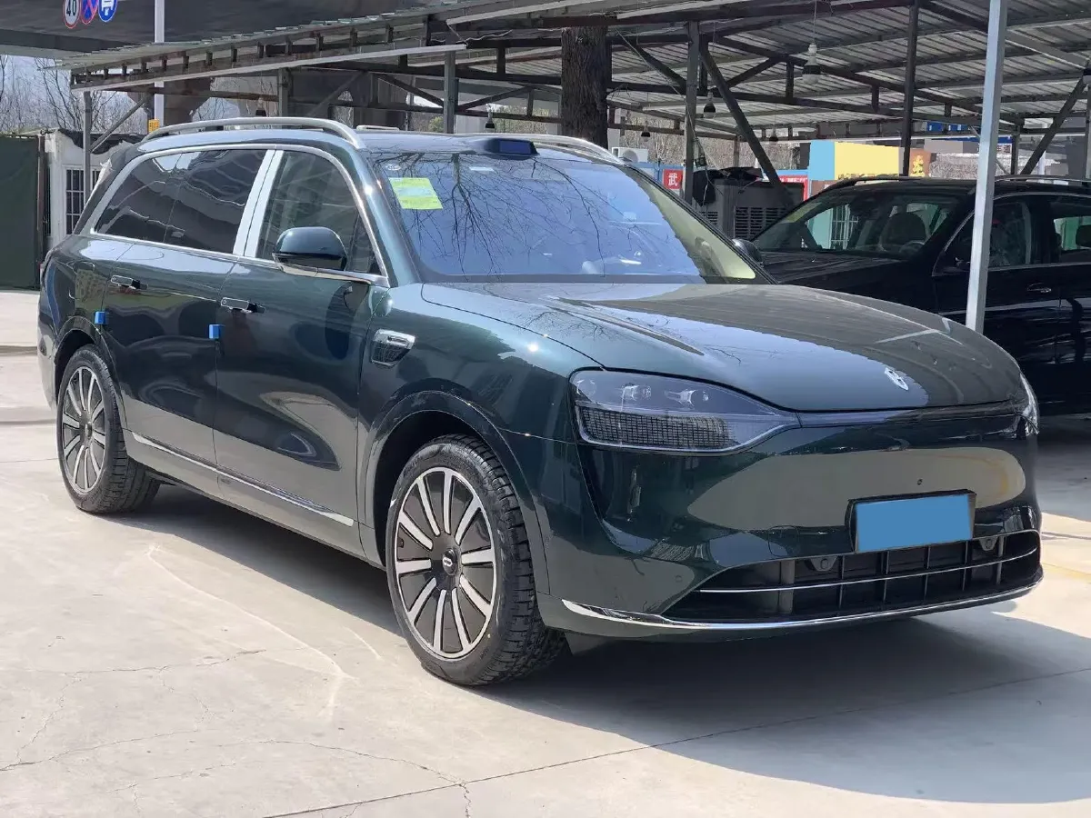 2025 AITO AITO M9 REEV 160HP REEV 52KWH,autocango,china used car exporter,china ev exporter,chinese used car exporter,chinese used ev exporter