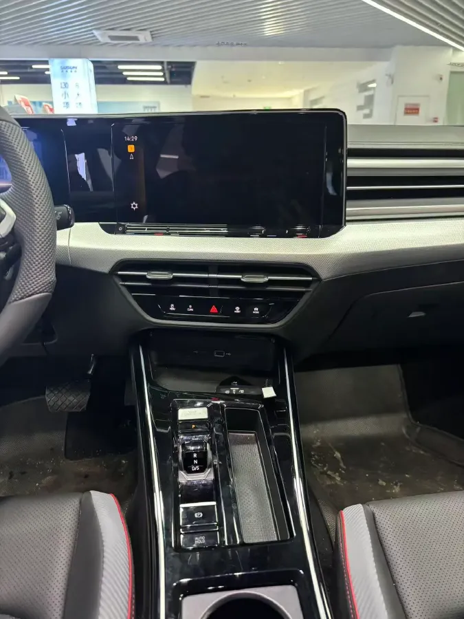 2025 Volkswagen Lamando 1.4T 150HP L4 7DCT,autocango,china used car exporter,china ev exporter,chinese used car exporter,chinese used ev exporter