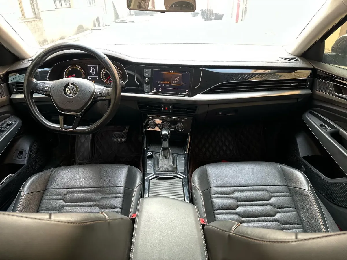 2019 Volkswagen Passat 1.4T 150HP L4 7DCT,autocango,china used car exporter,china ev exporter,chinese used car exporter,chinese used ev exporter