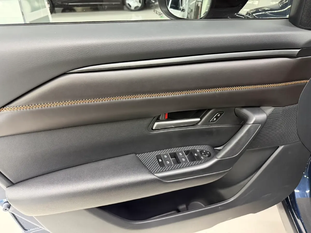 2023 Mazda CX-50 2.0L 155HP L4 6AT,autocango,china used car exporter,china ev exporter,chinese used car exporter,chinese used ev exporter