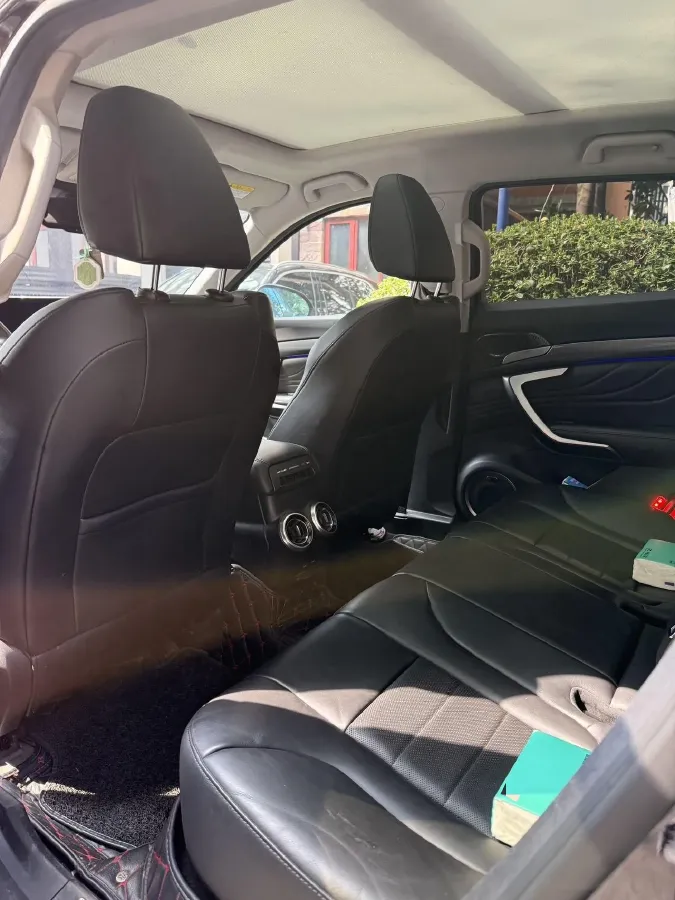 2017 WEY VV7 2.0T 234HP L4 7DCT,autocango,china used car exporter,china ev exporter,chinese used car exporter,chinese used ev exporter