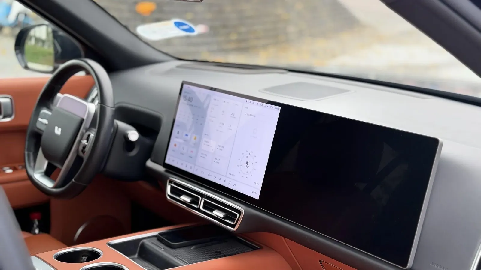 2023 Li L8 Range Extended 154HP REEV 40.9KWH,autocango,china used car exporter,china ev exporter,chinese used car exporter,chinese used ev exporter