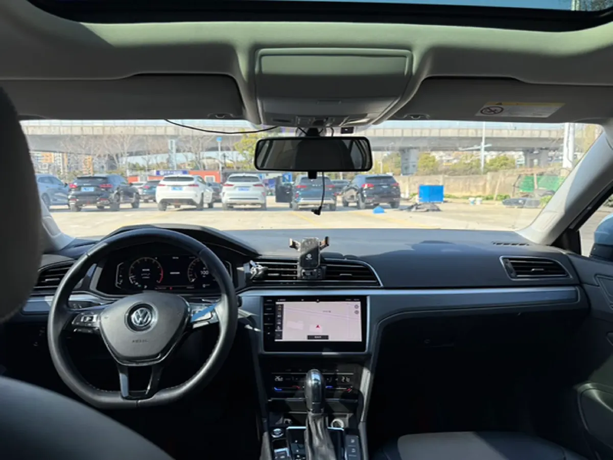 2021 Volkswagen Lamando 1.4T 150HP L4 7DCT,autocango,china used car exporter,china ev exporter,chinese used car exporter,chinese used ev exporter