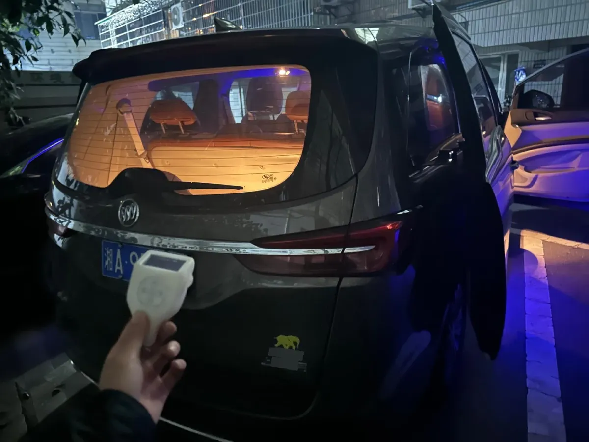 2023 Buick GL8 2.0T 237HP L4 9AT,autocango,china used car exporter,china ev exporter,chinese used car exporter,chinese used ev exporter