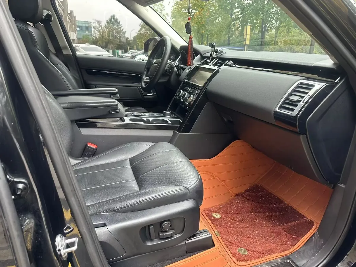 2018 Land Rover Discovery 2.0T 300HP L4 8AT,autocango,china used car exporter,china ev exporter,chinese used car exporter,chinese used ev exporter