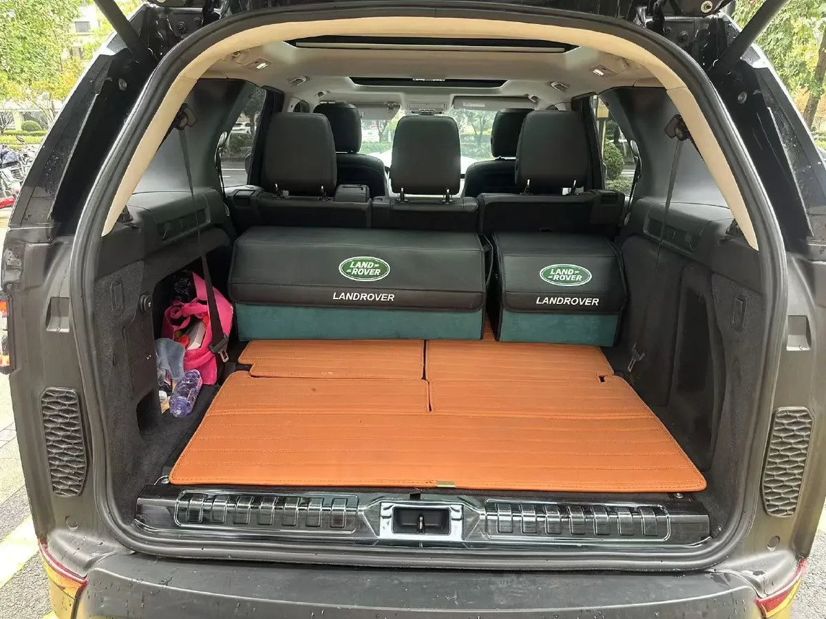 2018 Land Rover Discovery 2.0T 300HP L4 8AT,autocango,china used car exporter,china ev exporter,chinese used car exporter,chinese used ev exporter