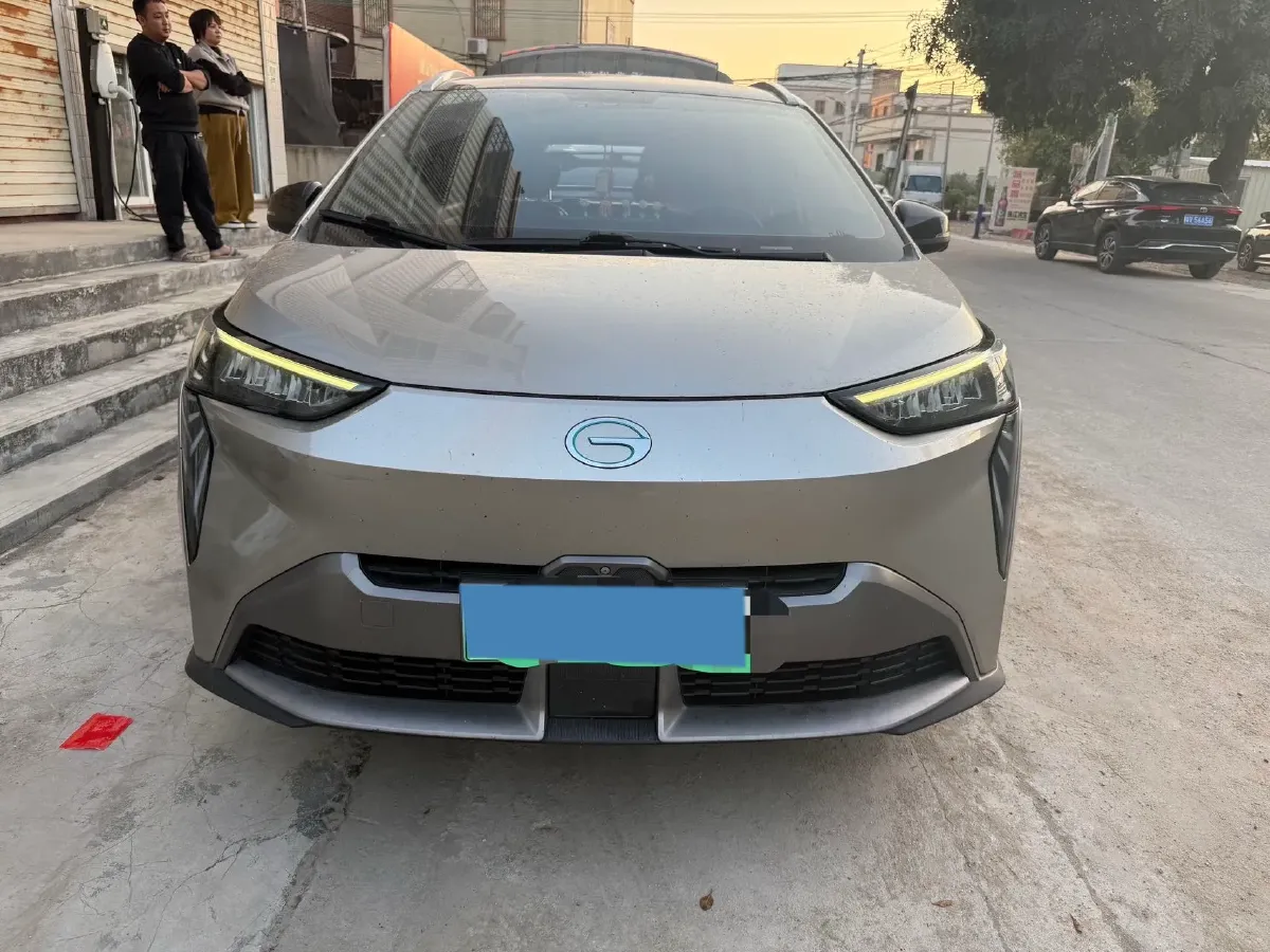 2022 Geely Okavango 1.8T 184HP L4 7DCT,autocango,china used car exporter,china ev exporter,chinese used car exporter,chinese used ev exporter