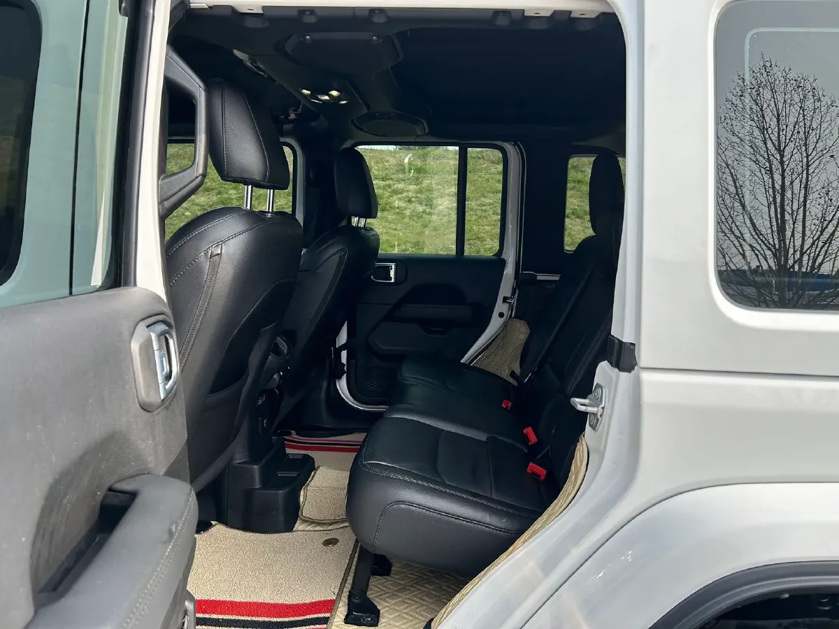 2022 Mercedes-Benz E Class 2.0T 258HP L4 9AT,autocango,china used car exporter,china ev exporter,chinese used car exporter,chinese used ev exporter